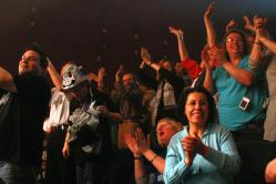 Tri yann lens 2010 205